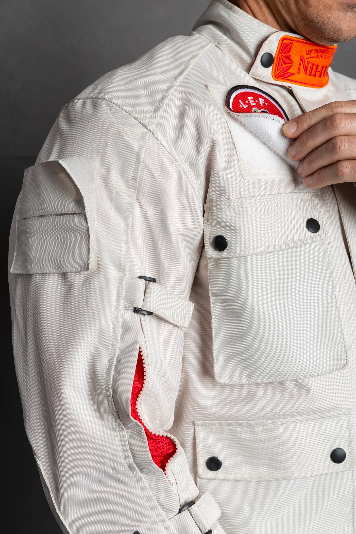 NIHUIL Off White