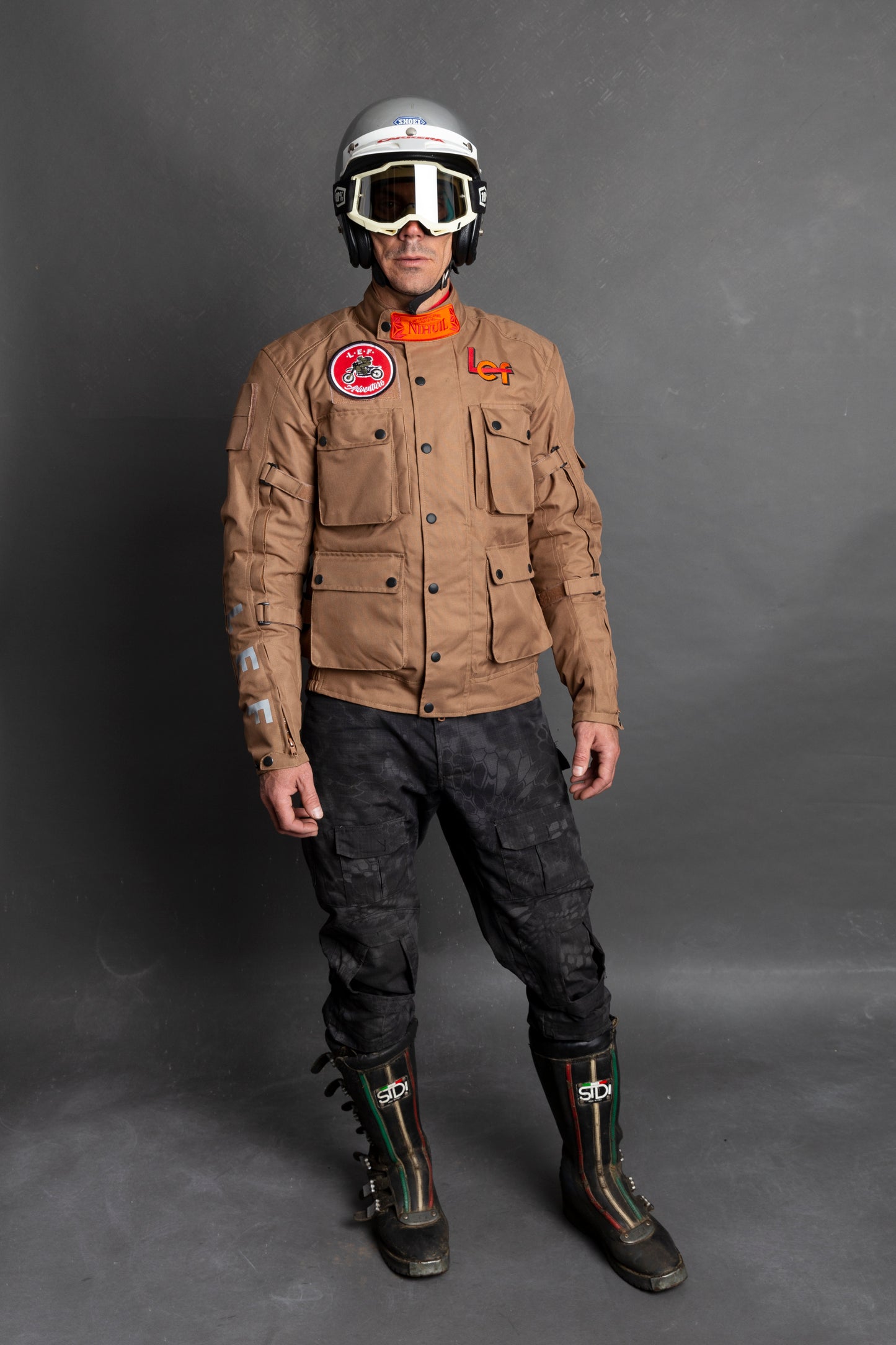 NIHUIL Brown